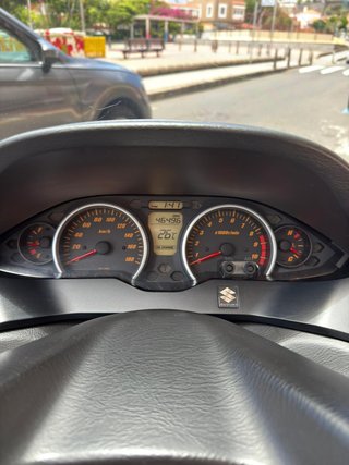 SUZUKI BURGMAN 400 Perfecto estado y con extras