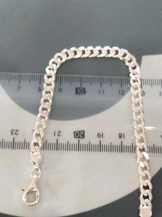 Pulsera de plata para mujer nueva.