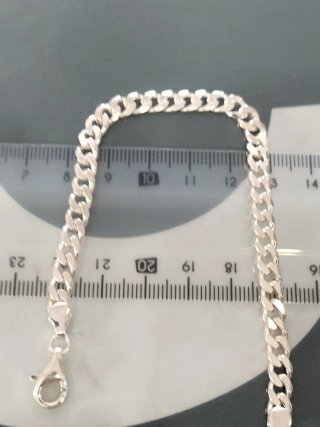Pulsera de plata para mujer nueva.