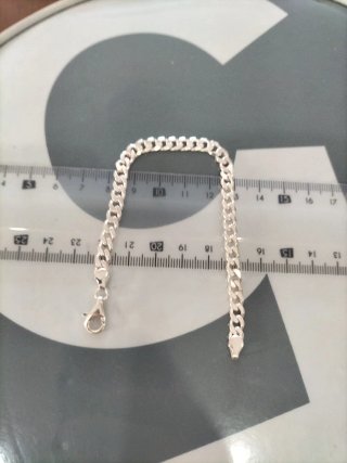 Pulsera de plata para mujer nueva.