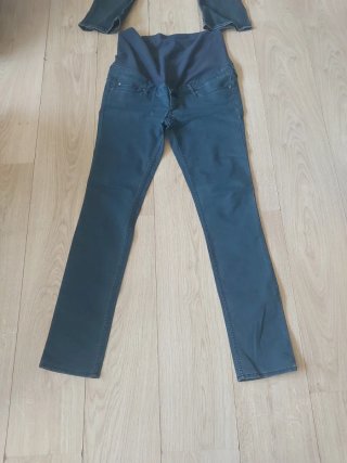2 Pantalones Vaqueros Premamá 1  talla 40 y otro44