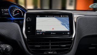 Peugeot 2008 Allure 1.2 110cv AUTOMÁTICO - 2017