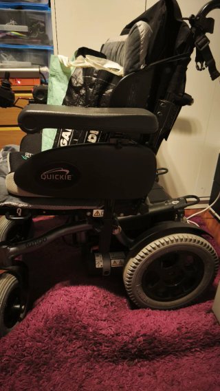 Silla de ruedas eléctrica Quickie TANGO