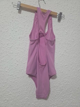 Bañador deportivo Puma rosa