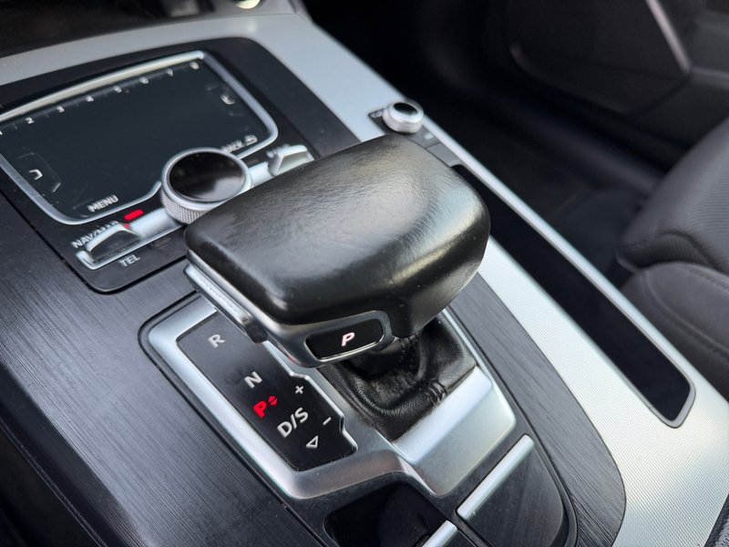 Audi Q5 2018, foto 21