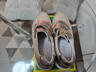 Calzado Pitillos Beige/Oro Talla 38