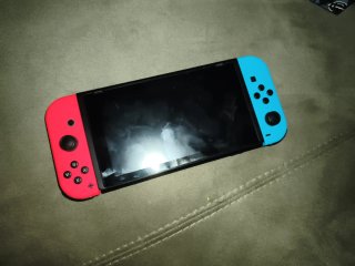 Nintendo Switch Roja y Azul