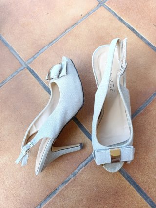 Sandalias tacón plateadas Avance Talla 36