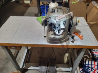 Máquina de coser industrial Strobel