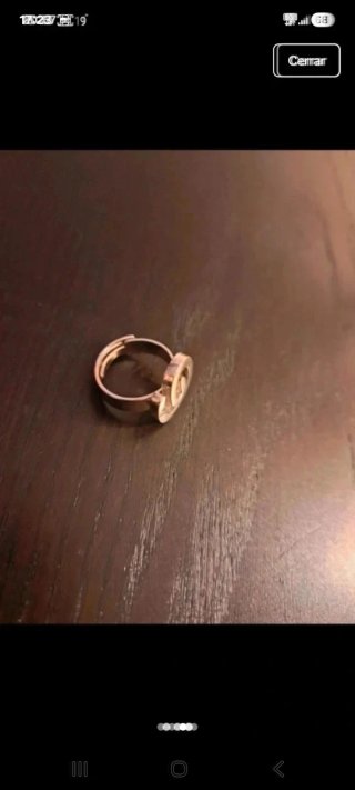 Anillo plateado espiral