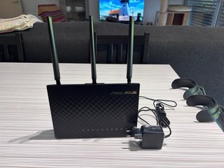 Router Asus RT-AC68U Dual Band