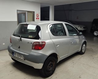Toyota Yaris 1999