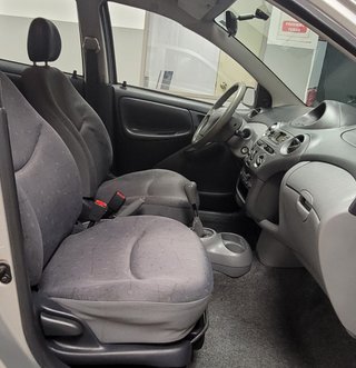 Toyota Yaris 1999