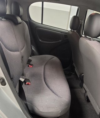 Toyota Yaris 1999