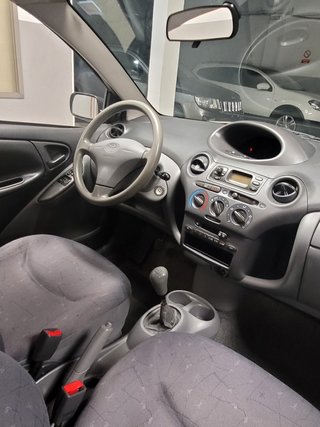 Toyota Yaris 1999