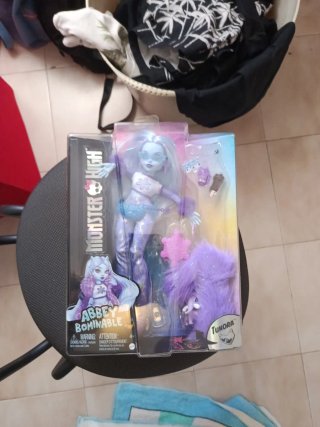 Monster High Abbey Bominable Muñeca