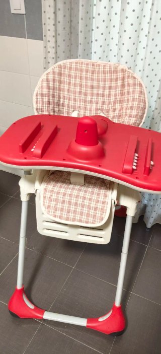 Trona bebé con cojín a cuadros