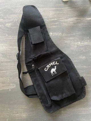 Riñonera Camel Vintage Negra