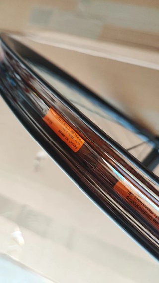 50% Dto 660grs Rueda 29" Carbono