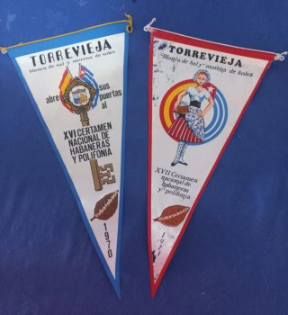 2 Banderines Torrevieja Certamen Habaneras