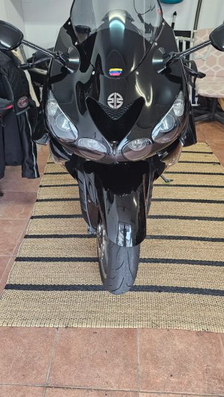 Kawasaki ZZR 1400 Negra