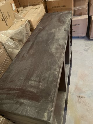 Estantería de madera oscura 140 x 121 x 40