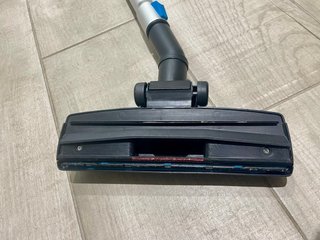 Aspirador Inse con cable