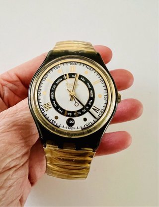 Orologio Swatch Nero e Oro