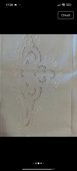 Due Tende corte per finestre in lino