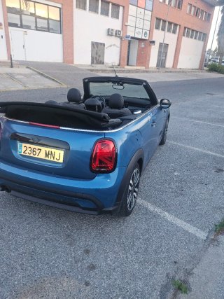 MINI Cabrio 2024