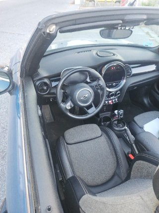 MINI Cabrio 2024