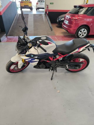 Moto BMW G310R