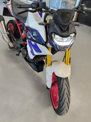 Moto BMW G310R