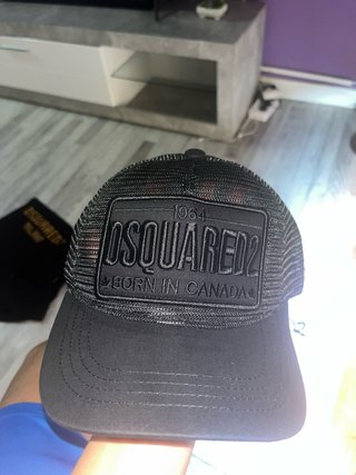 Gorra DSQUARED2 Negra 1964 Born in Canada