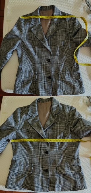 Traje de chaqueta y falda a cuadros