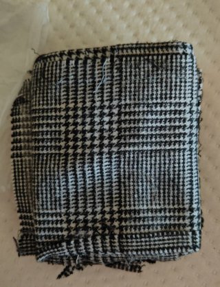 Traje de chaqueta y falda a cuadros