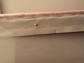 Cabecero de cama rosa de tela