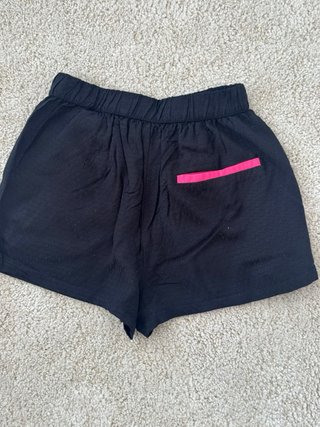 Shorts deportivos Zara negro y rosa