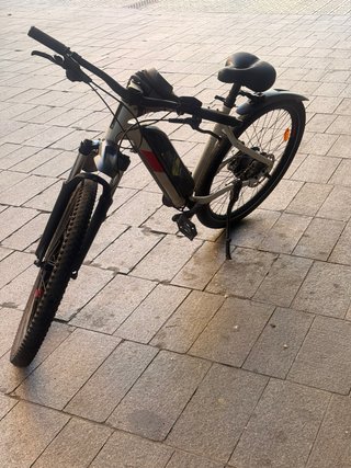 Bicicleta eléctrica con 2 baterías