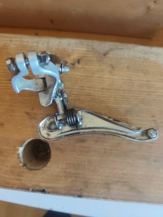 Desviador delantero Zeus