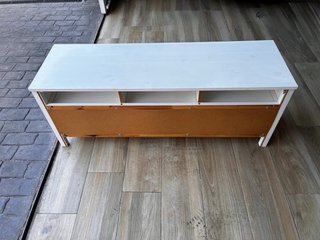 Mesa TV Ikea Hemnes Blanca