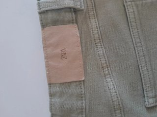Shorts Zara verde con borchie per bambini