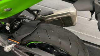Kawasaki ZX 4RR Versión 2023