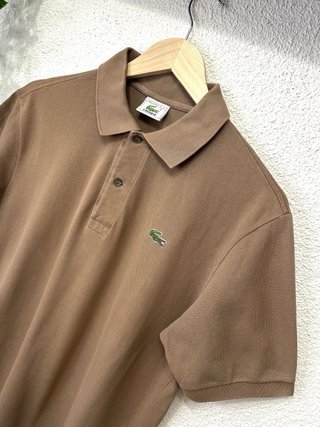 Polo Lacoste Marrón talla M slim fit