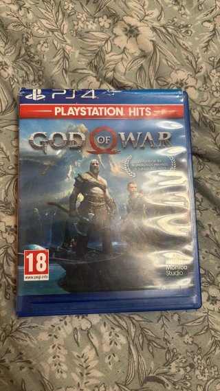 PS4 Slim + 10 Juegos + 2 Mandos + Cascos