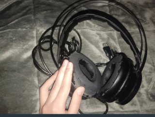 PS4 Slim + 10 Juegos + 2 Mandos + Cascos