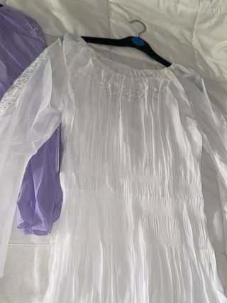 Camisas de seda morada y blanca las dos a 4€