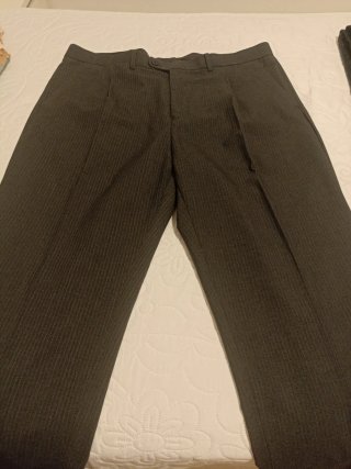 Pantaloni da uomo a righe grigi