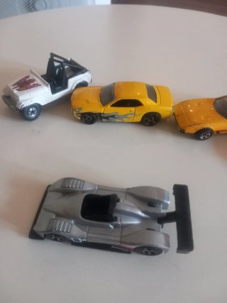 5 Hot Wheels anni 80-90-00