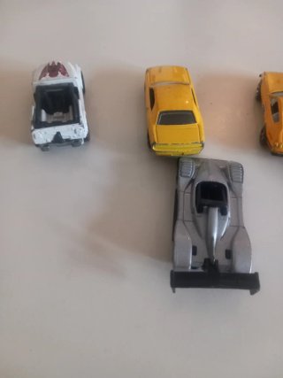 5 Hot Wheels anni 80-90-00